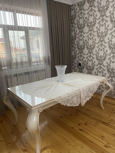 stol stul: Qonaq masası, İşlənmiş, Dördbucaq masa, Türkiyə