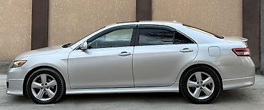 Продажа авто: Toyota Camry: 2010 г. — 3