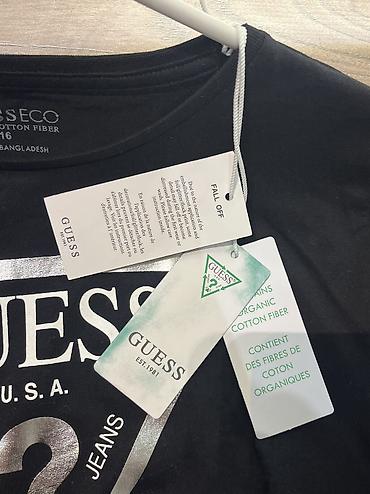 gues: Original GUESS T SHIRT 16 yash ( S,XS) bedene uygun, tezedir etiketi — 3