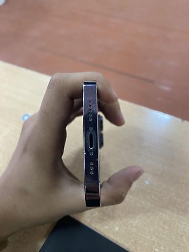 Apple iPhone: IPhone 14 Pro, Б/у, 256 ГБ, Deep Purple, Кабель, 75 % — 6