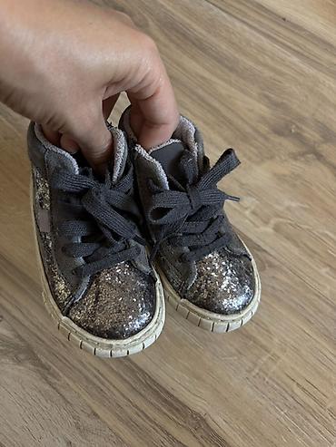gioseppo obuca: Zara Baby patike za devojčice, veličina 23. - Model sa šljokicama u — 2