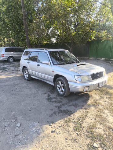Subaru: Subaru Forester: 2001 г., 2 л, Бензин