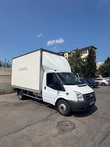 Yükdaşıma üçün qapalı furqonlu yük avtomobili - Marka/model: Ford