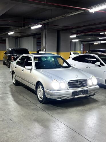 домкрат воздушный: Mercedes-Benz E-Class: 1997 г., 3.2 л, Автомат, Бензин, Седан