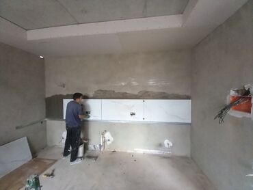 Укладка плитки: Укладка плитки на пол, Подготовка стен для укладки, Подготовка стен для грунтовки | Керамическая плитка, Керамогранитая плитка | Вертикальная укладка, Диагональная укладка, Горизонтальная укладка Больше 6 лет опыта — 10