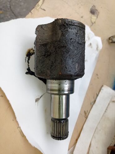 Другие аксессуары: Форд Фокус 1. поддон от Сплит порт 2 л. Блок АБС. Смотрите фотки 30 — 8