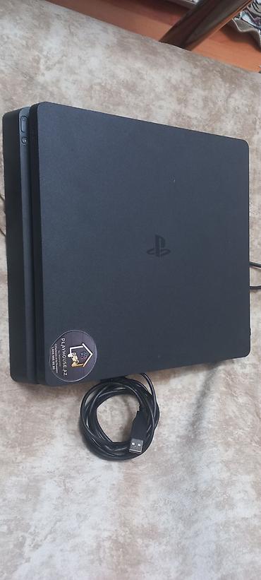 Видеоигры и приставки: Məhsul: Sony PlayStation 4 Slim (qara) Təsvir: - Orijinal PS4 Slim — 2
