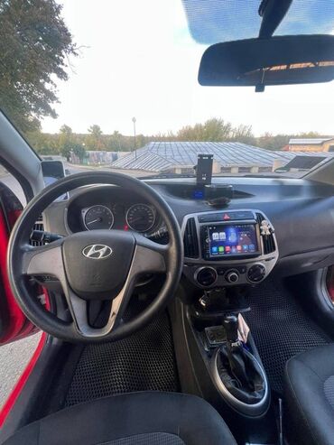 Hyundai: Hyundai i20: 1.2 l. | 2013 έ. Χάτσμπακ — 8
