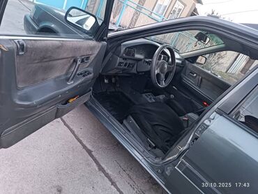 Mazda: Mazda 626: 1989 г., 2 л, Механика, Бензин, Универсал — 9