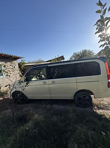 на прадо: Honda Stepwgn: 2003 г., 2 л, Автомат, Газ, Минивэн — 4