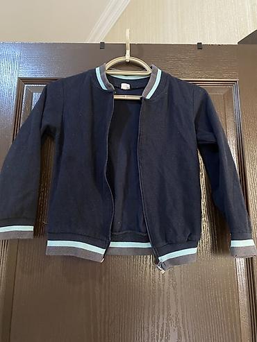 Другие детские вещи: Uşaq dəsti – Kids Wear birinci geyim 14-15yaş 176 ölçü. İkinci geyim — 4