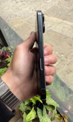 Apple iPhone: IPhone 16 Pro, 1 TB, Black Titanium — 4