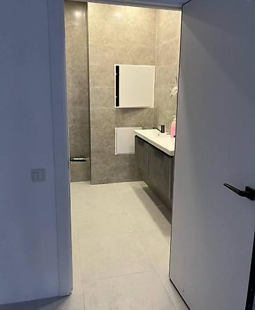 Коммерческая недвижимость: 🔹 Коммерческое помещение 179 м² — ЖК Royal | $374 826 📍 Бишкек, ЖК — 7