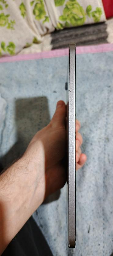 ipad qiyməti: İpad mini 6 64 Gb Tecili satılır. 400 Azn. Qiymete sadece ipad — 4