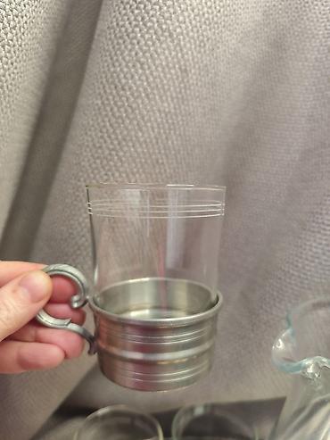 Kompleti posuđa: Prodajem vintage set posuđa za napitke (sokove, kafu): stakleni bokal — 6