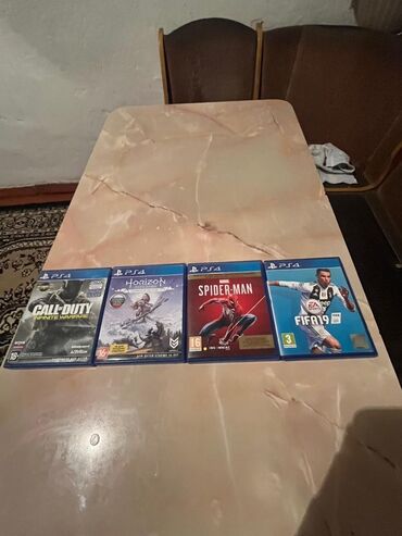 мониторы простые игровые: Набор дисков для PlayStation 4 (PS4): Обмен на гта 5 или другие игры