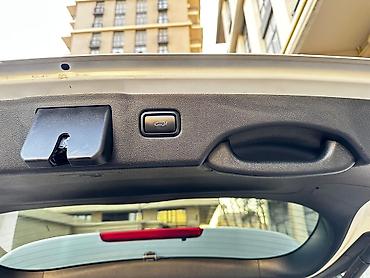 Kia: Kia Sorento: 2 l | 2018 il Krossover — 13