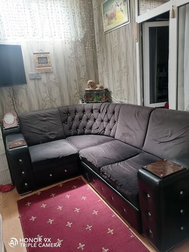 диван раскладушка с матрасом: Xüsusi zakazla yığılmış divandır, bazalıdır,açılandır, yəni taxt olur