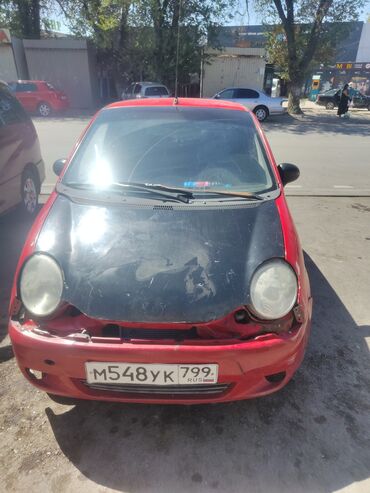 машиналар: Daewoo Matiz, красный хэтчбек 5 дверей. Основные характеристики: -