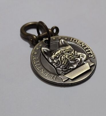 Heyvanlar üçün digər mallar: İt medalyonları (identifikasiya nişanı) satılır. Material: metal — 5