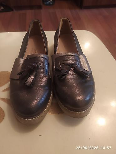 uzun bot: Bir neçə məhsul bir yerdə: 1) Qara kişi hərbi/boots tipli uzun — 8