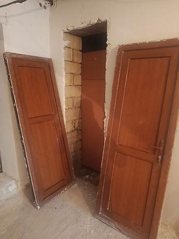 şuşə qablar: Qiymetde cüzi endirim ola biler. Plastik qapılar – 2 ədəd - — 1