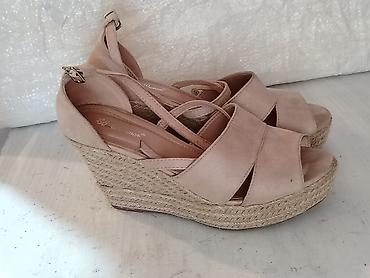 koton torbe: Zenske sandale Belle Woman broj 40-500 dinara Odlicno stanje Broj 40 — 1