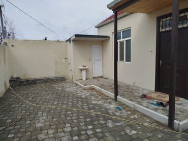 Baklar və çənlər: Bak, Plastik, 1500 l l — 2