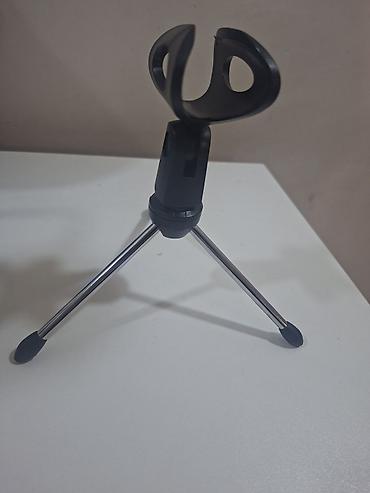 mikrafon: Stolüstü Mikrofon Tripodu — 1