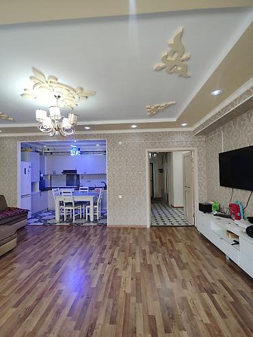Продажа квартир: 2 комнаты, 82 м², 7 мкр 4 этаж — 19
