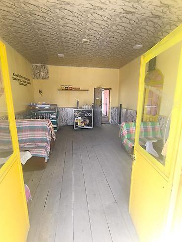 Həyət evləri və villaların satışı: 3 otaqlı, 10 kv. m, Orta təmir — 6