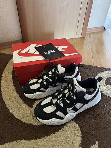 найк леброн: Мужские кроссовки, 42.5, Nike, Б/у, цвет - Черный, Бесплатная доставка — 1