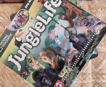 pj masks igracke: Dve kutije interaktivne igre Jungle life, sa pionima, tablama, dvd i