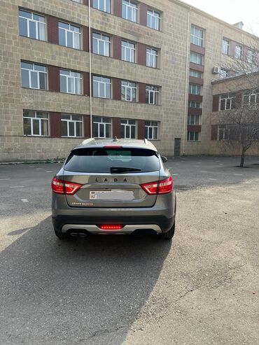 VAZ (LADA): VAZ (LADA) Vesta: 1.6 l | 2020 il 47000 km Universal — 14