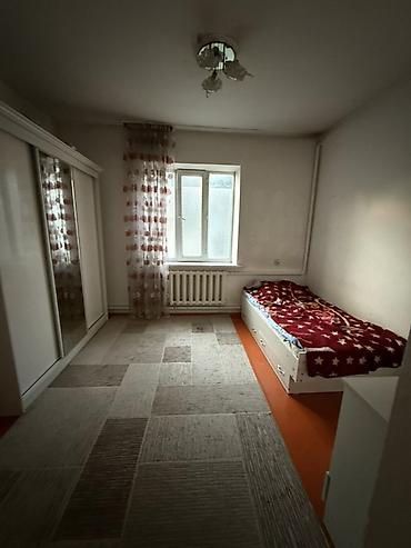 жилой городок: Продаётся одноэтажный дом с хозяйственными постройками и просторным — 9