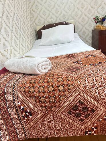 Otaqların günlük kirayəsi: 📍 Ünvan: İçərişəhər metrosunun qarşısı, Filarmoniya bağı ilə üzbəüz — 3