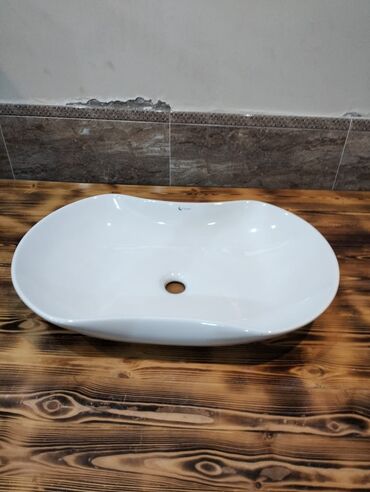 Çanaqlar, tülpanlar: Üstəqoyma (countertop) hamam otağı çanaqları Model çeşidləri: - — 8