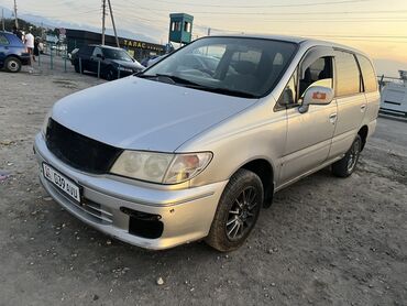 машина жонундо маалымат кыргызча: Минивэн Nissan Presage 7-место 2000-год Обьем 2.4 бензин +газ