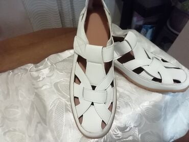 nine west нови сад слике: Sandals, 39