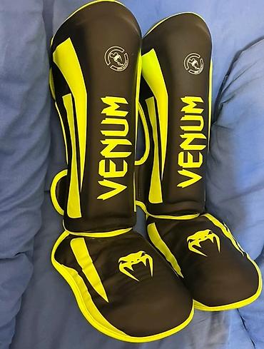 Əlcəklər: Venum 1394 ayaq qoruyucu (foot), ölçü M. Original model. Az — 1