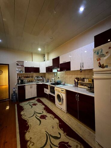 Yeni tikili: 3 otaqlı, Yeni tikili, m. Neftçilər, 104 kv. m — 3