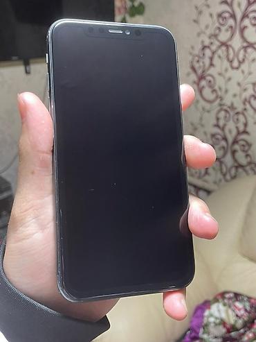 Apple iPhone: IPhone 11, Б/у, 64 ГБ, Черный, Чехол, 75 % — 2