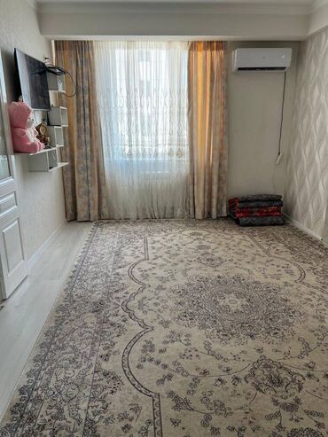 тоголок молдо фрунзе: 1 бөлмө, 42 кв. м, Элитка, 5 кабат, Евроремонт