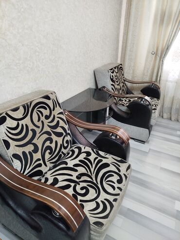 Kreslolar: İşlənmiş, Kreslo, Parça, Kredit yoxdur, Çatdırılma yoxdur — 12
