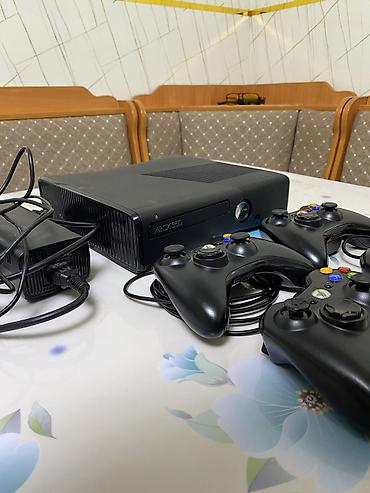 накладки на стики ps5: Xbox 360 Slim — полный комплект. Что входит: - Консоль Xbox 360 Slim — 4