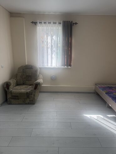 сдаю дом на длительный срок: 45 м², С мебелью