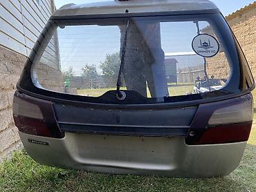 Крышка багажника Subaru, 2000 г., Б/у, Оригинал