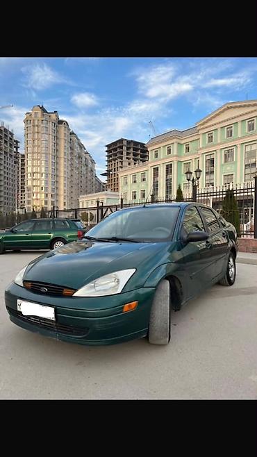 bmw 750il e38 цена: Ford Focus: 2000 г., Автомат, Седан — 6