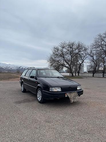 Volkswagen: Volkswagen Passat: 1990 г., 1.8 л, Механика, Бензин, Универсал — 2