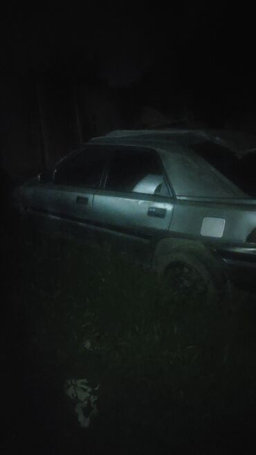 баткен машина: Mazda 323: 1991 г., 1.6 л, Автомат, Бензин